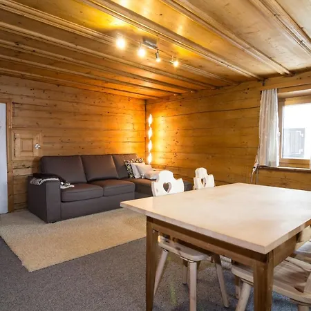 Apartment Ferienwohnung Mit Charme - Lenzerheide Lain